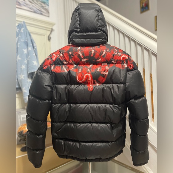 EUC Men’s Medium Marcelo Burlon County Of Milan Hooded Snake Print Down Jacket - Picture 8 of 16